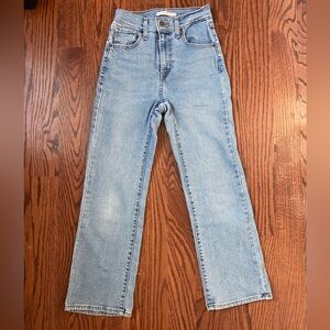 Levi’s Women’s High Waisted Crop Flare Jeans Size 25, Medium Wash
